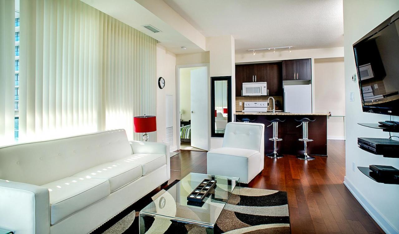 Pathway Suites Місісаґа Екстер'єр фото